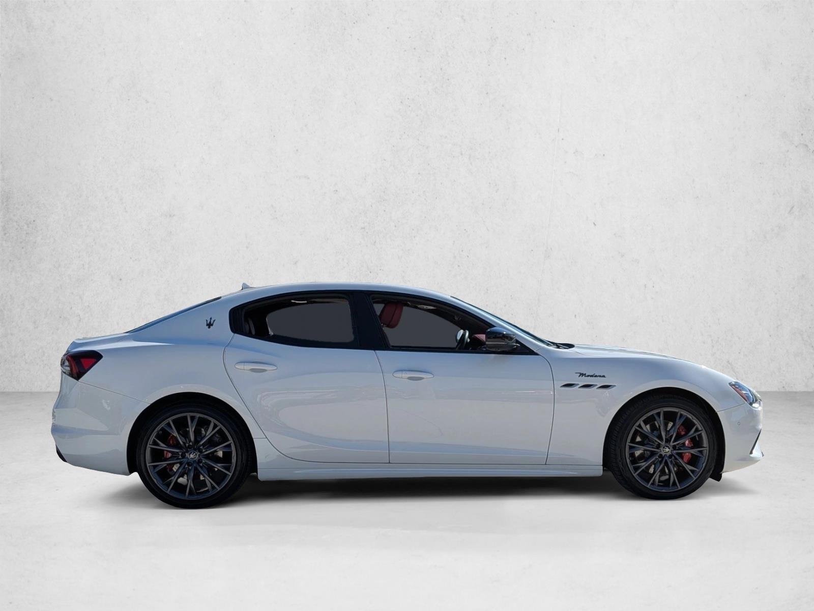 2022 Maserati Ghibli Modena photo 4