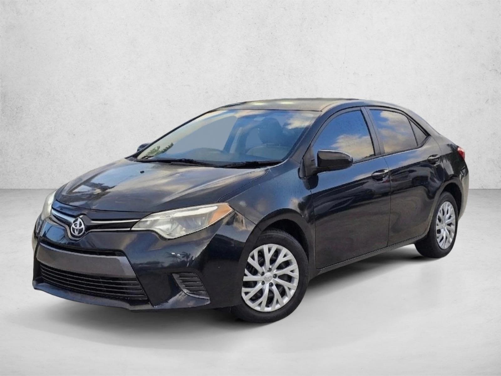 2015 Toyota Corolla LE AT's photo