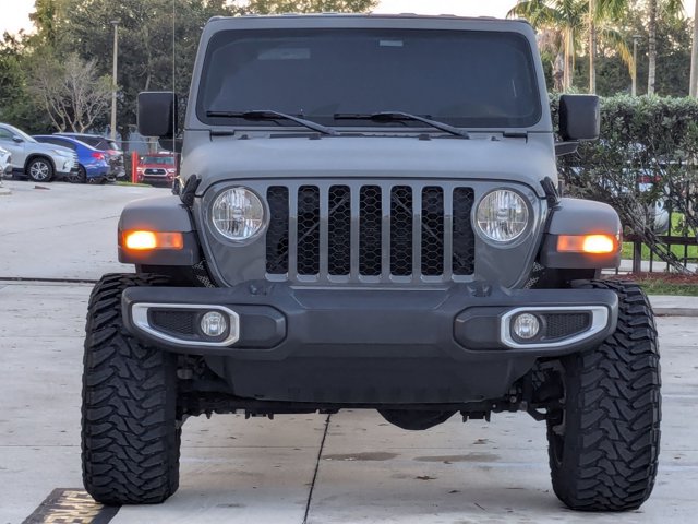 2021 Jeep Gladiator Sport photo 2