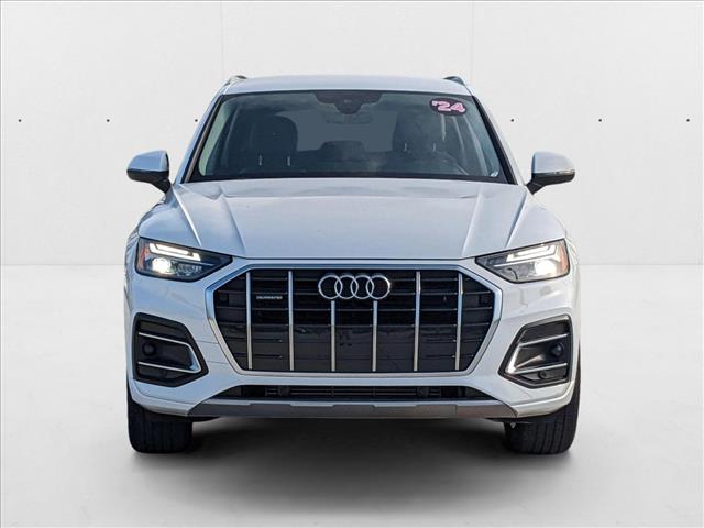 2024 Audi Q5 40 Premium photo 2