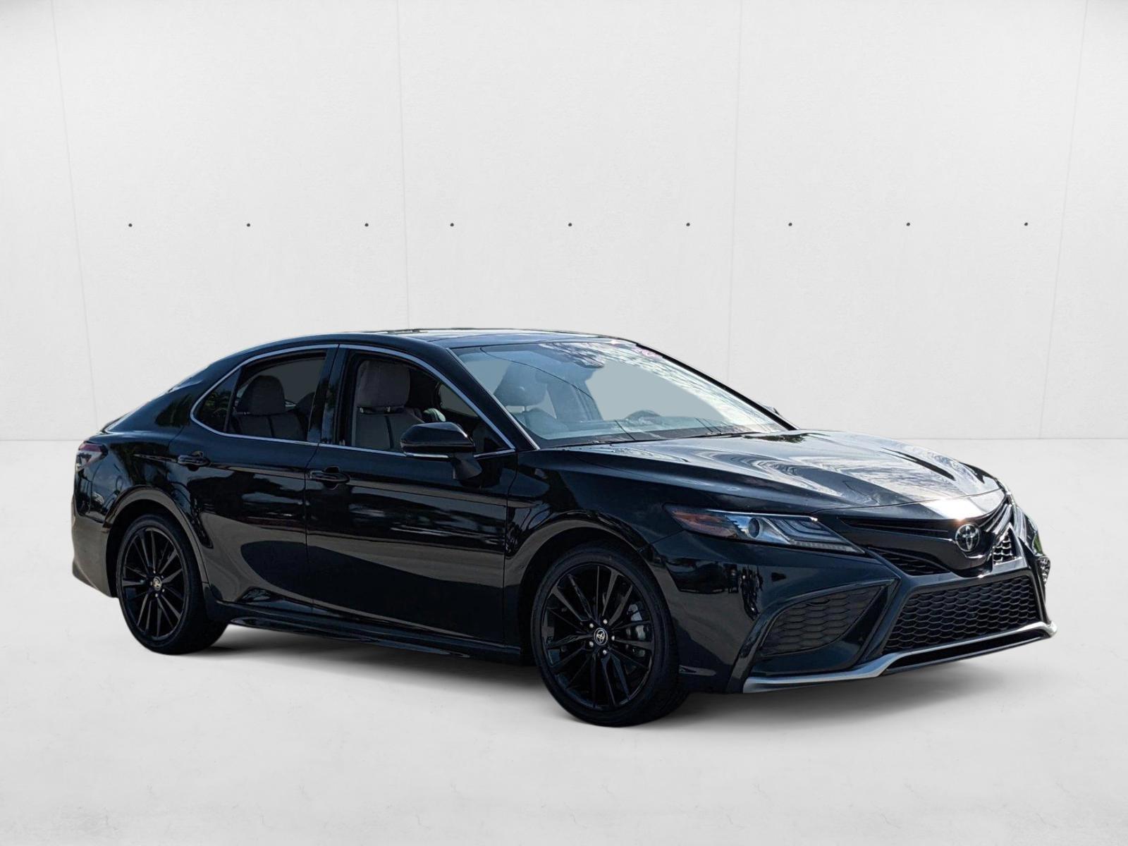 2023 Toyota Camry XSE photo 3