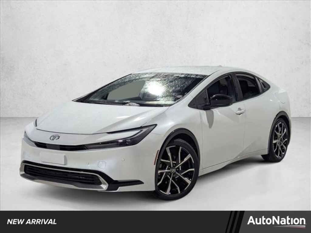 Used 2025 Toyota Prius Plug-in Hybrid XSE Hatchback