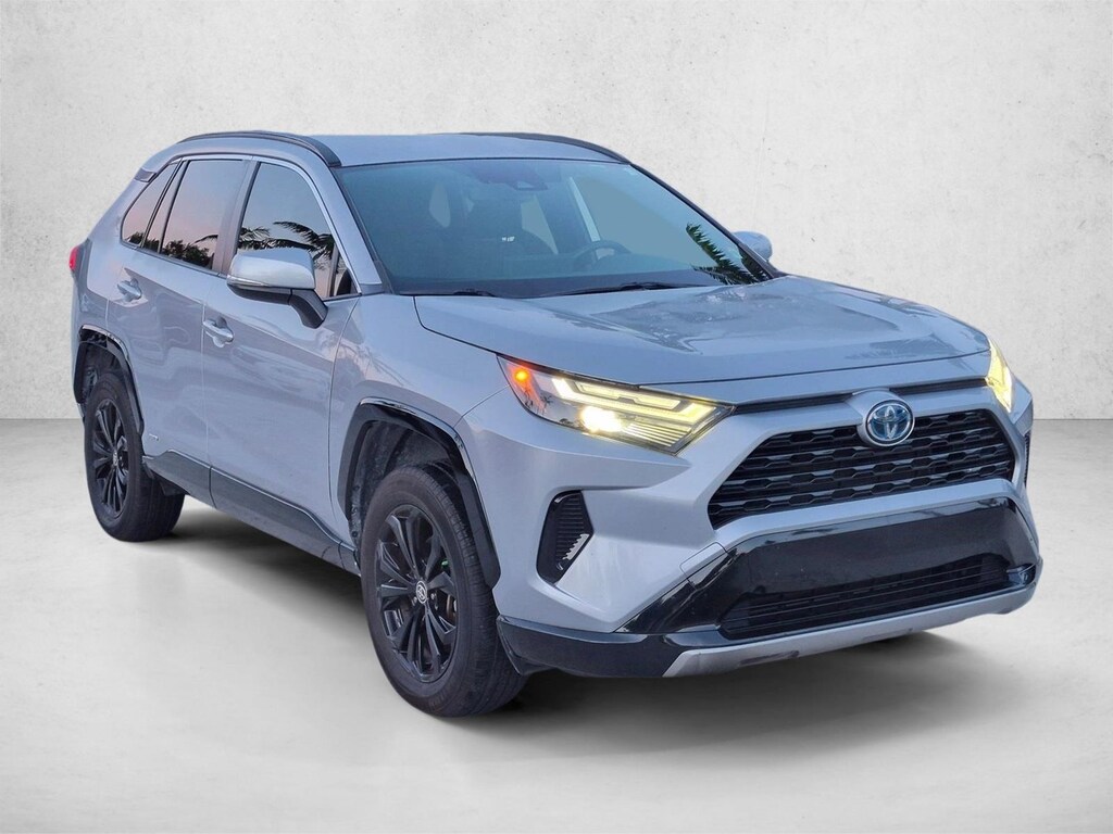 Used 2022 Toyota RAV4 Hybrid SE SUV