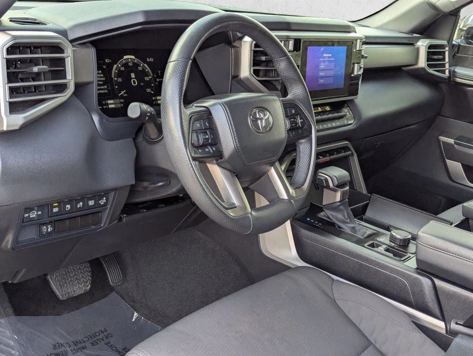 2025 Toyota Sequoia SR5 - Photo 9