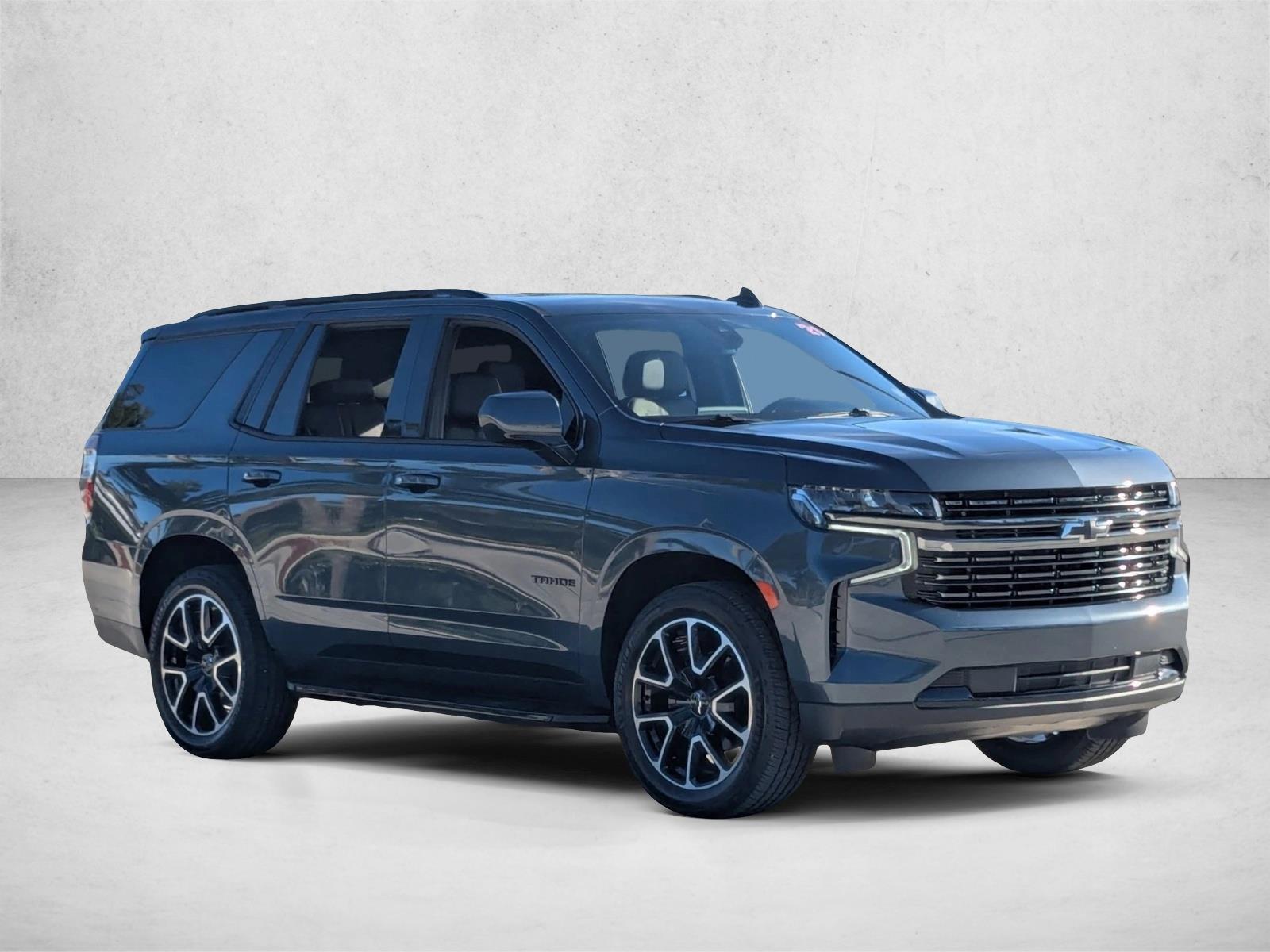 2021 Chevrolet Tahoe RST photo 3
