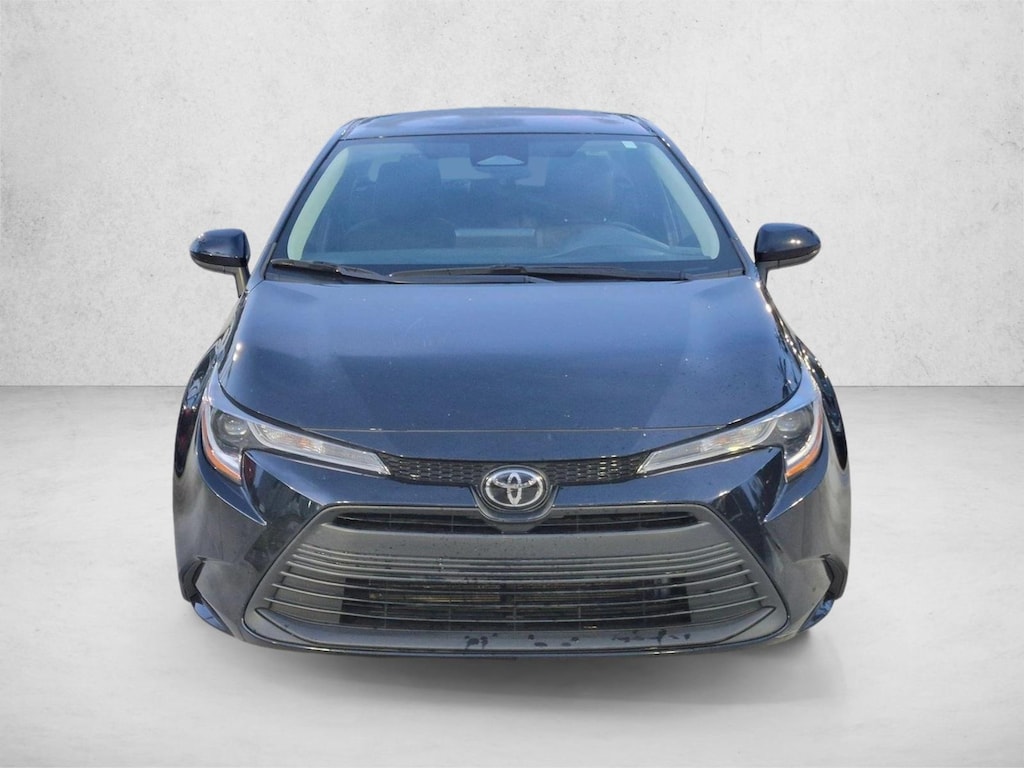 Certified 2025 Toyota Corolla LE Sedan