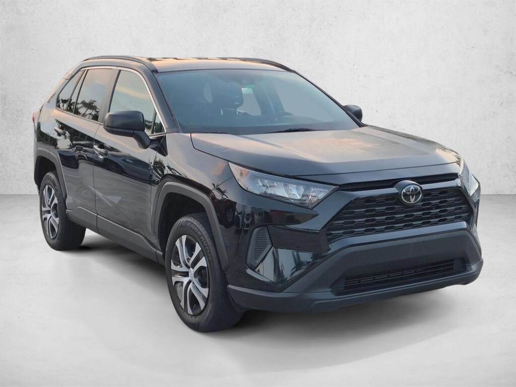 Used 2021 Toyota RAV4 LE SUV