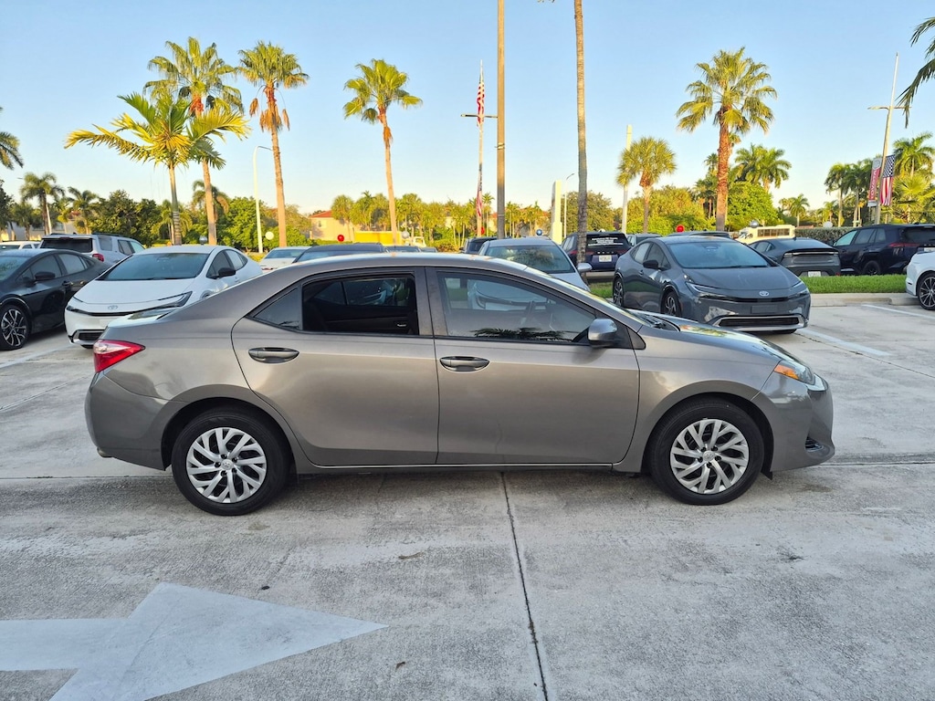 Used 2018 Toyota Corolla LE Sedan