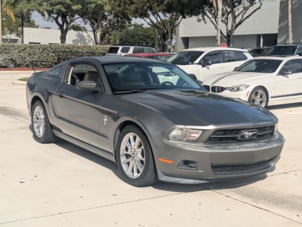 Used 2011 Ford Mustang Coupe