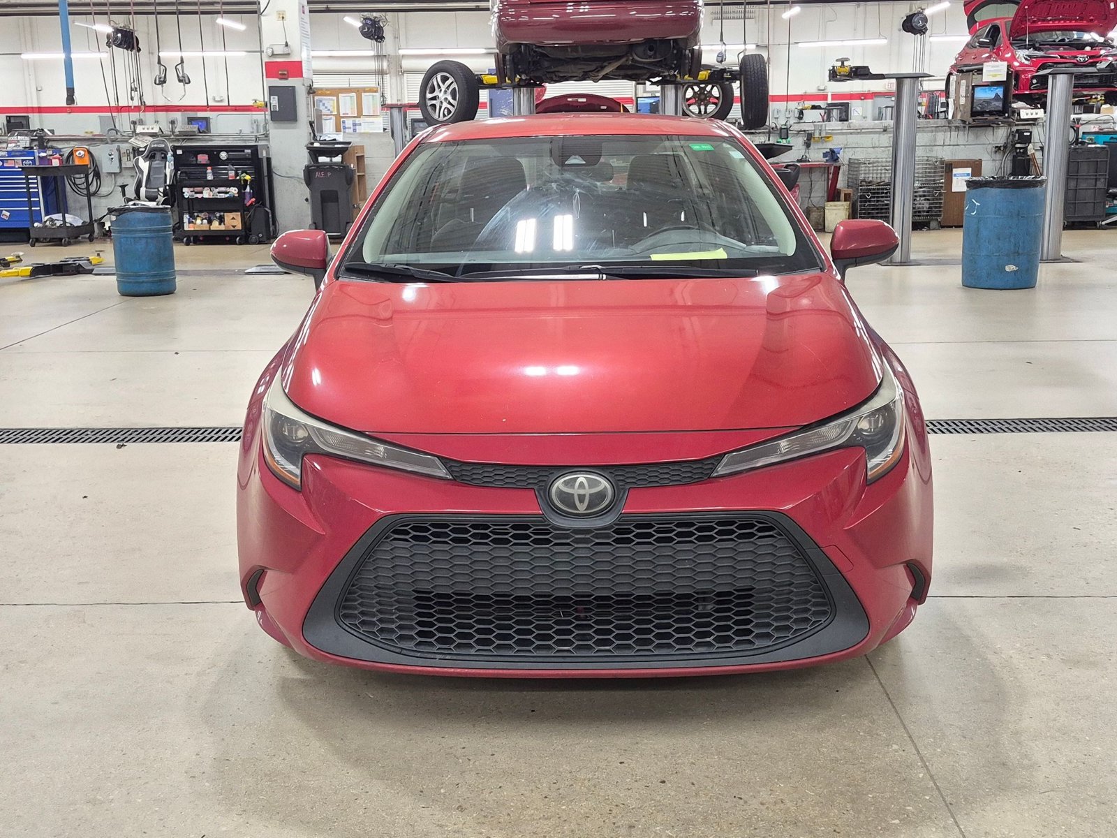 Used 2021 Toyota Corolla LE with VIN JTDEPMAEXMJ126529 for sale in Davie, FL