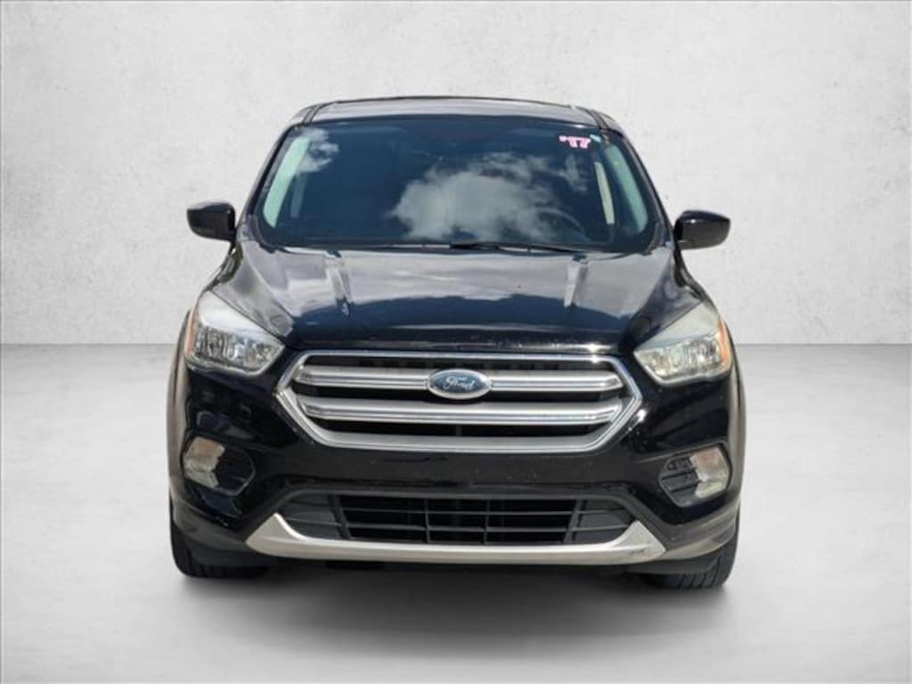 Used 2017 Ford Escape SE SUV