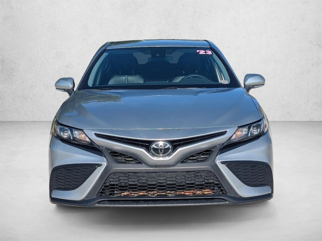 Used 2023 Toyota Camry SE Sedan