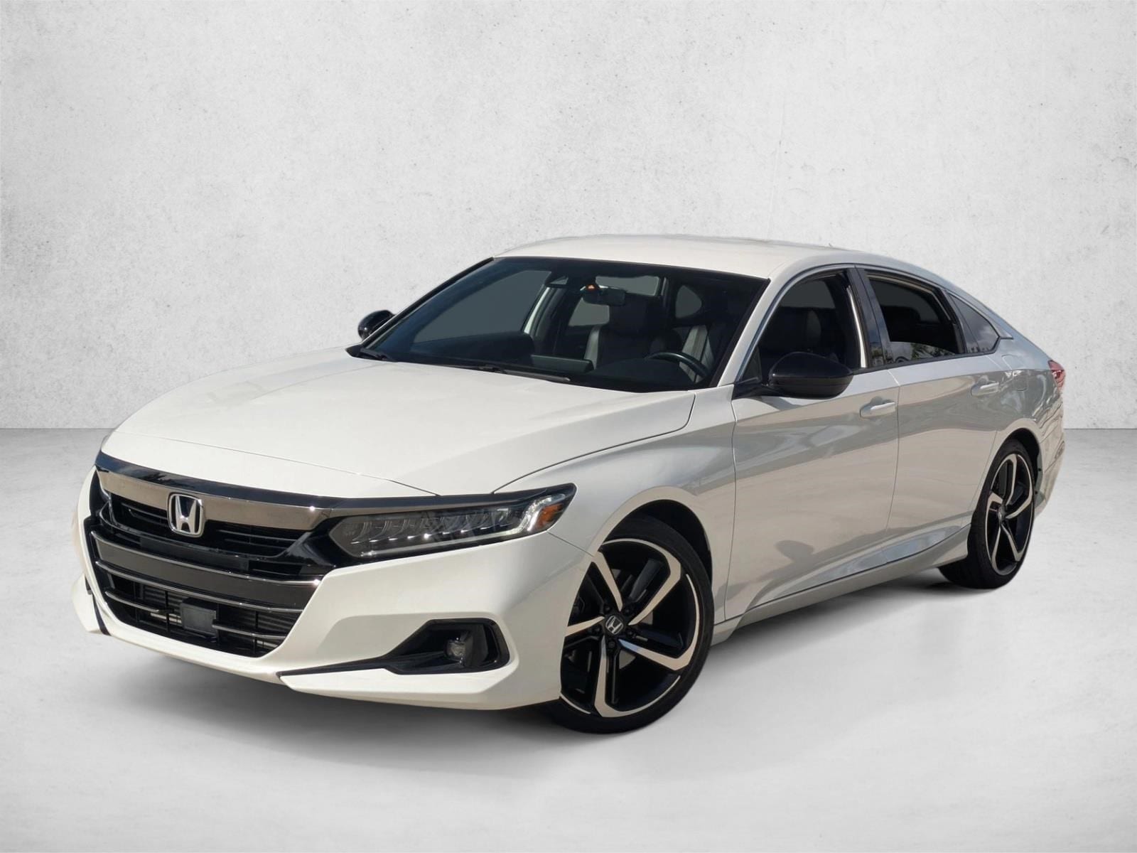 2021 Honda Accord Sport's photo