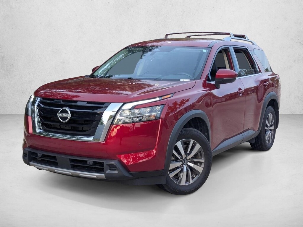 Used 2024 Nissan Pathfinder SL SUV