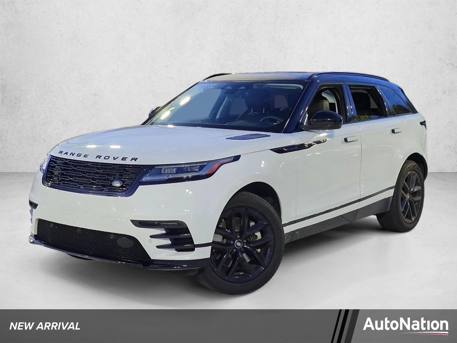 2025 Land Rover Range Rover Velar P400 Dynamic SE's photo