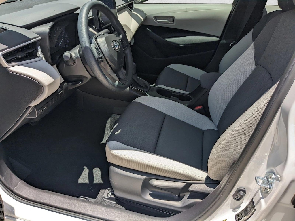 Used 2025 Toyota Corolla LE Sedan