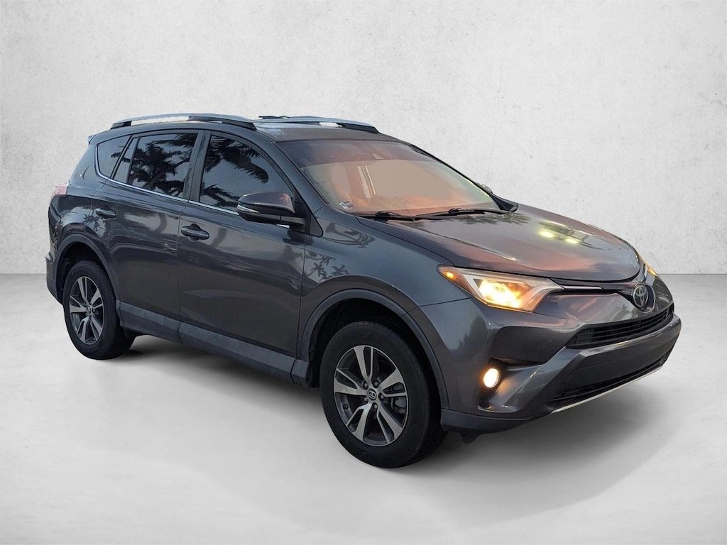 Used 2017 Toyota RAV4 XLE SUV