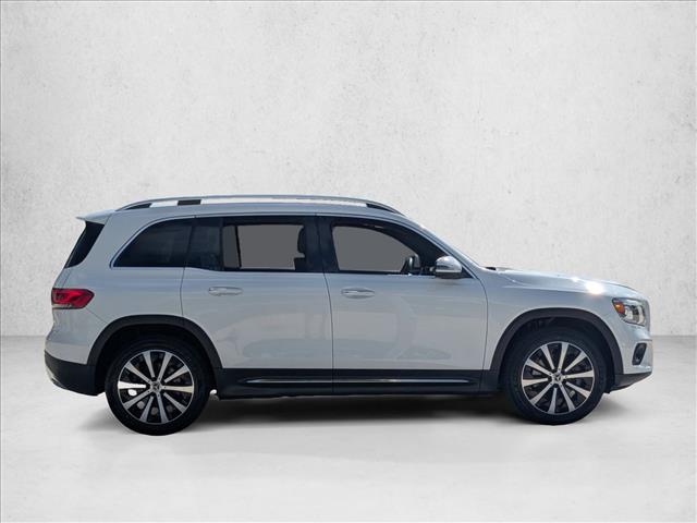 2020 Mercedes Benz GLB 250 photo 4