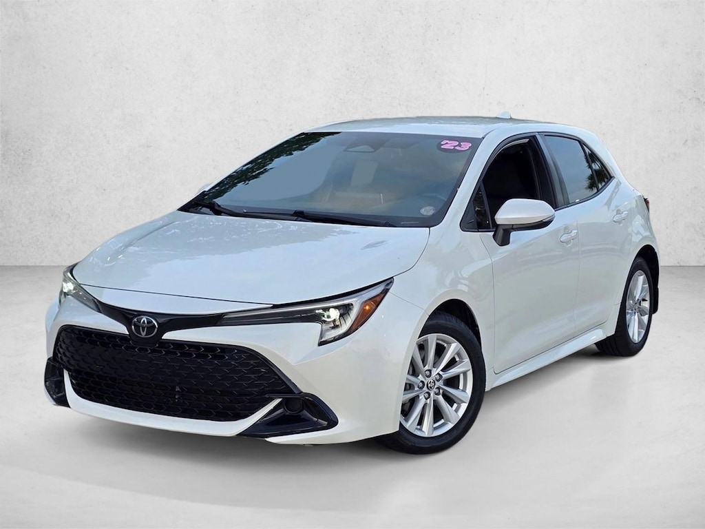 Used 2023 Toyota Corolla Hatchback SE Hatchback