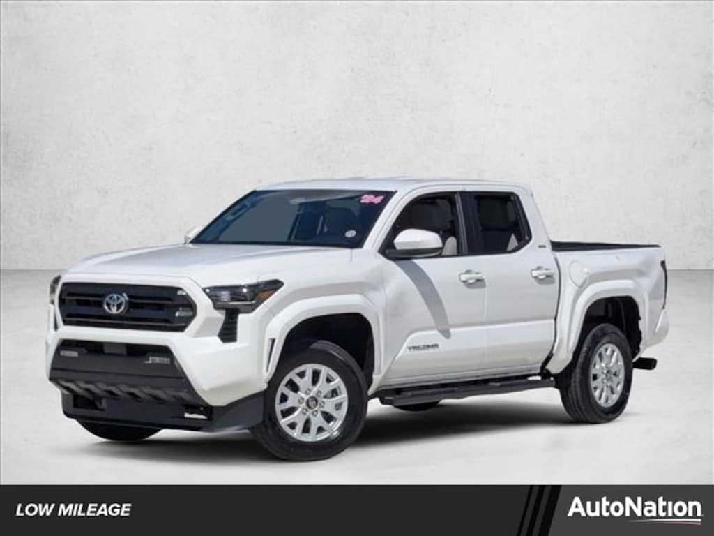 Used 2024 Toyota Tacoma SR5 Truck Double Cab
