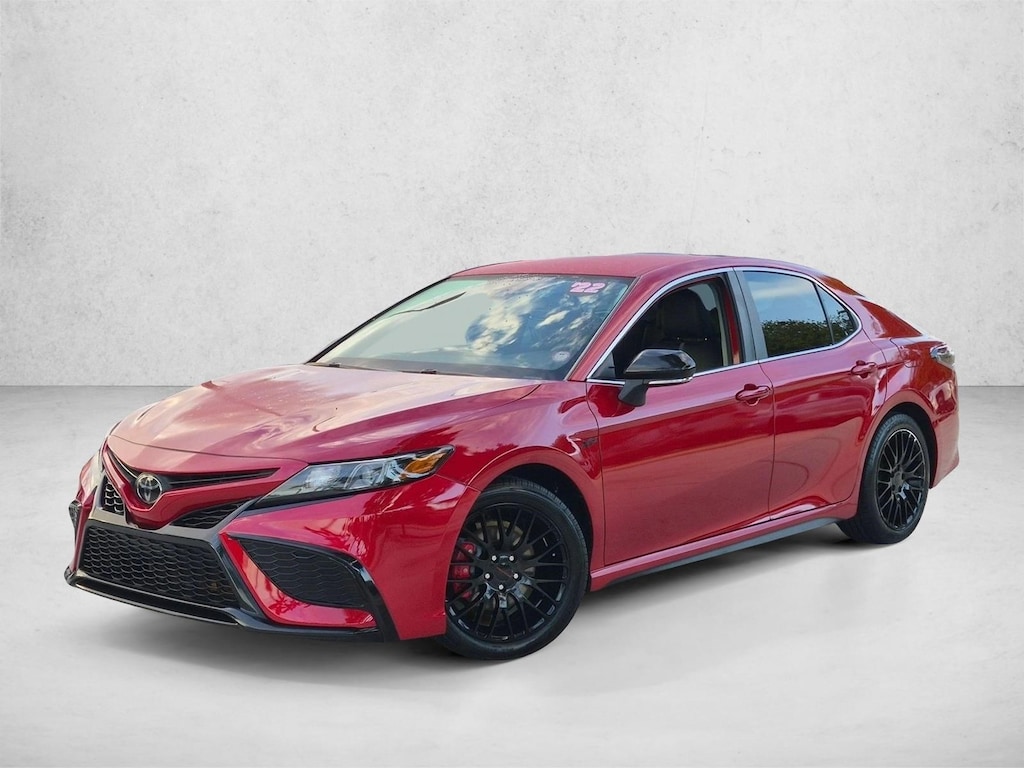 Used 2022 Toyota Camry SE Sedan