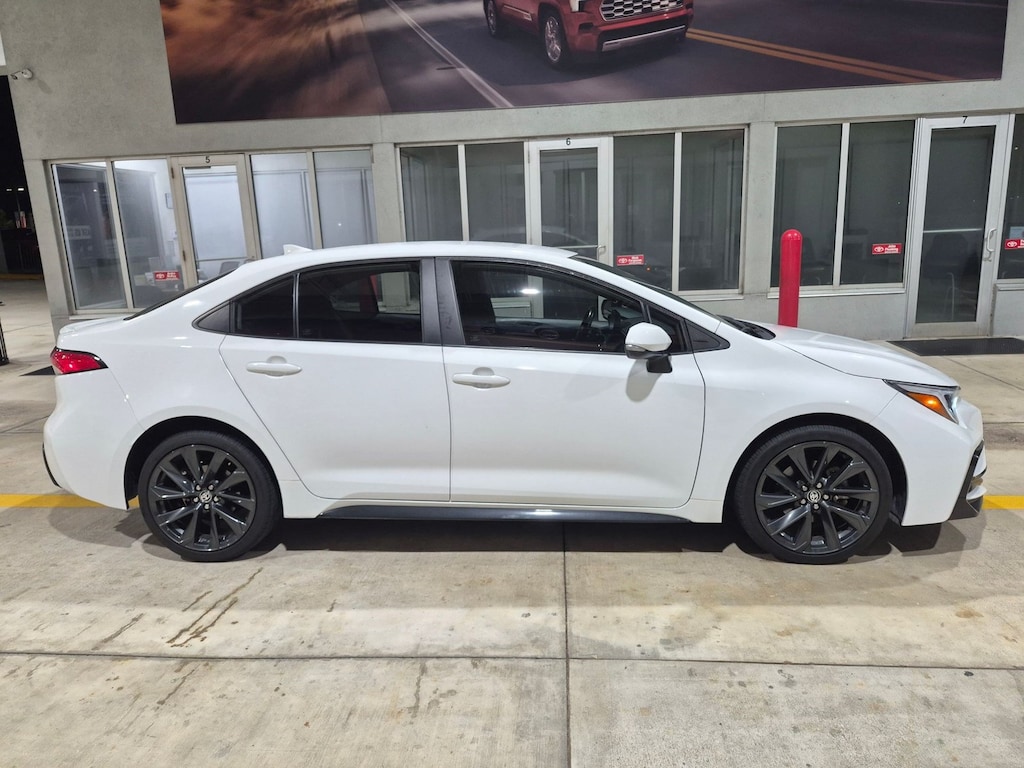 Used 2023 Toyota Corolla SE Sedan