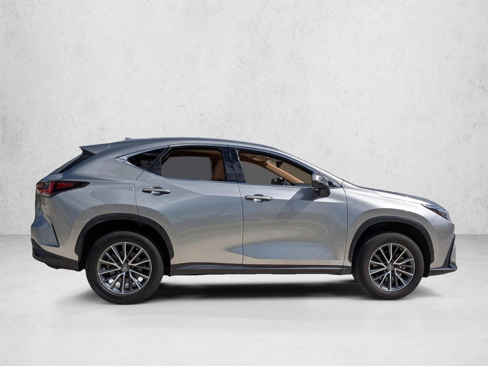 2023 Lexus NX 250 photo 4