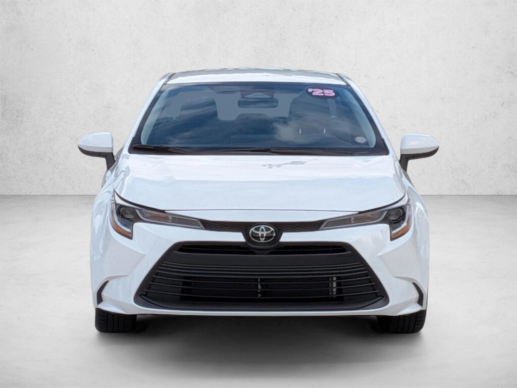 Used 2025 Toyota Corolla LE Sedan