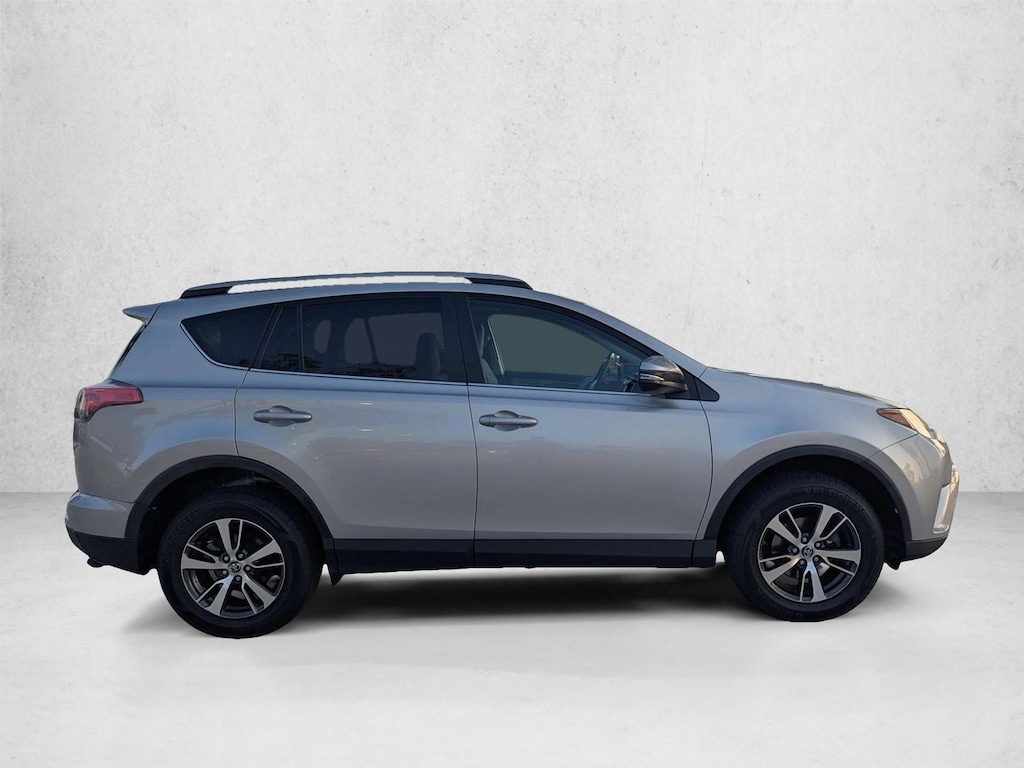 Used 2018 Toyota RAV4 XLE SUV