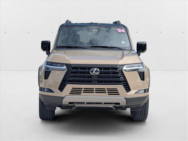 2024 Lexus GX 550 Overtrail photo 2