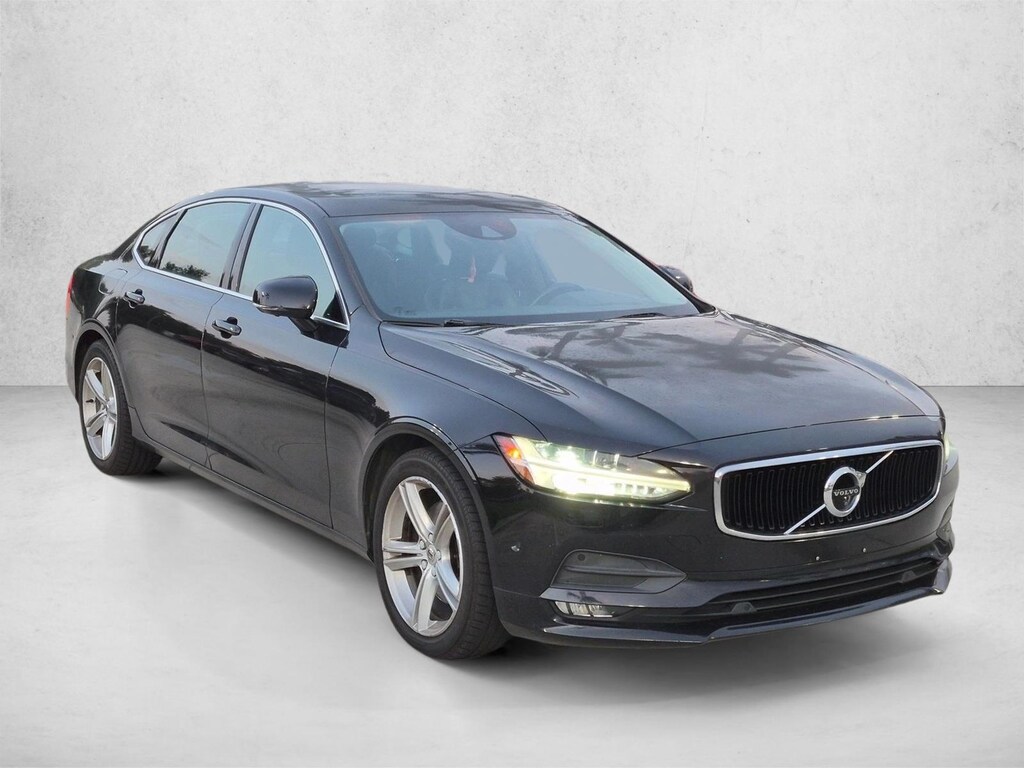 Used 2018 Volvo S90 T5 FWD Momentum Sedan