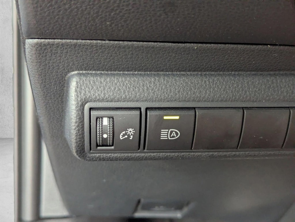 Used 2023 Toyota Corolla LE Sedan