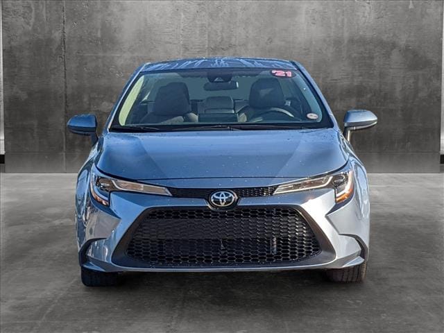 Used 2021 Toyota Corolla LE with VIN 5YFEPMAE6MP165632 for sale in Davie, FL