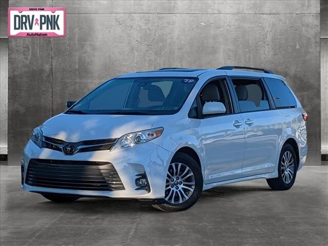 2018 toyota sienna hotsell xle 8 passenger