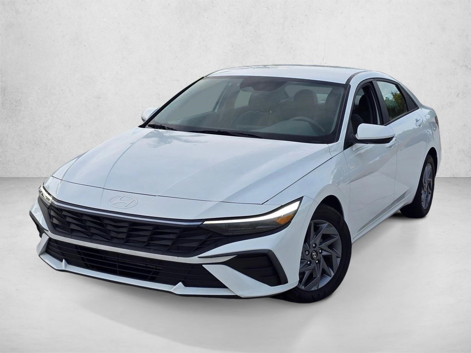 2024 Hyundai Elantra 2.0 SEL IVT's photo