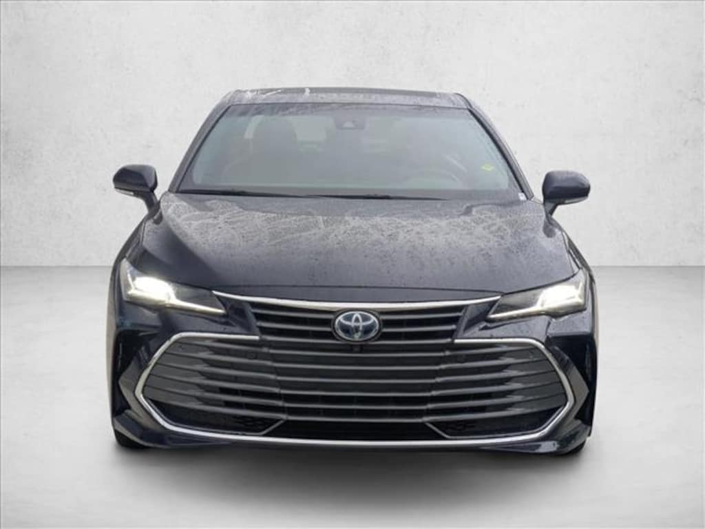 Certified 2022 Toyota Avalon Hybrid Limited Sedan
