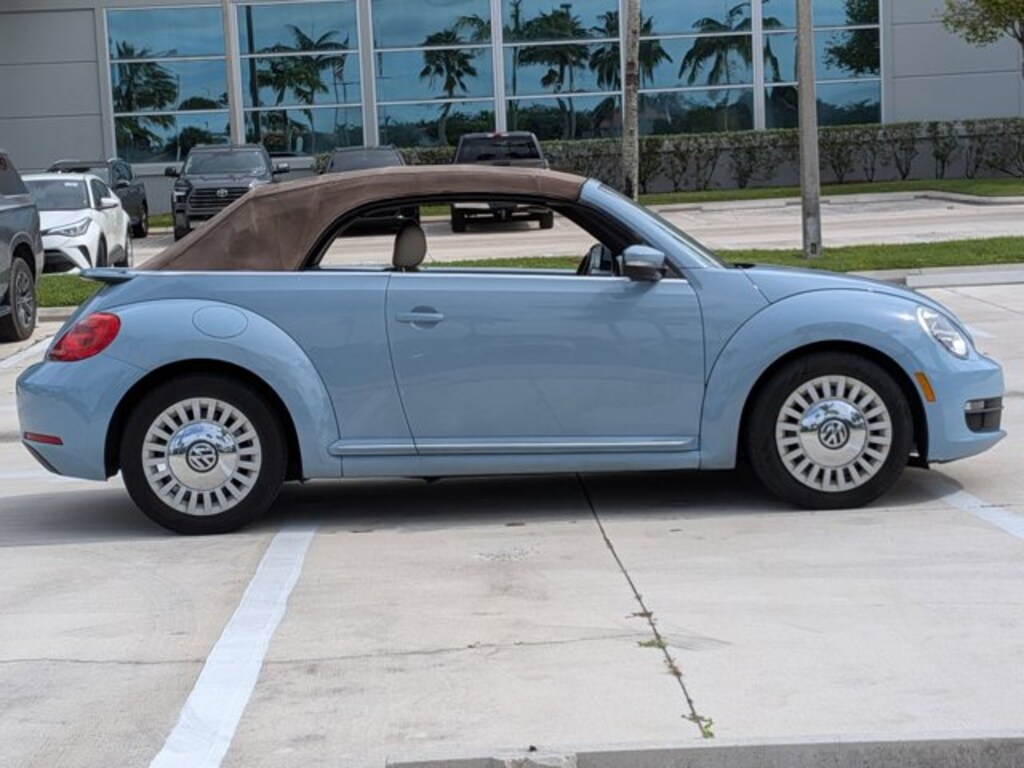 Used 2014 Volkswagen Beetle 2.5L Convertible