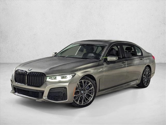 2020 BMW 7 Series 740i's photo