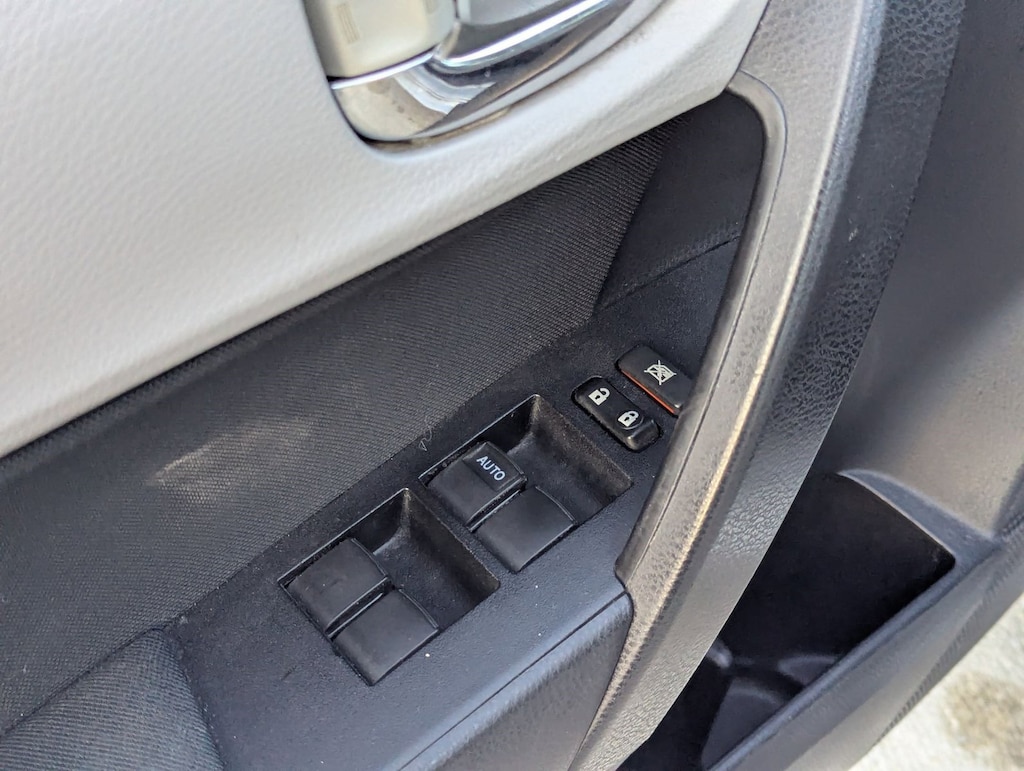 Used 2014 Toyota Corolla LE Sedan