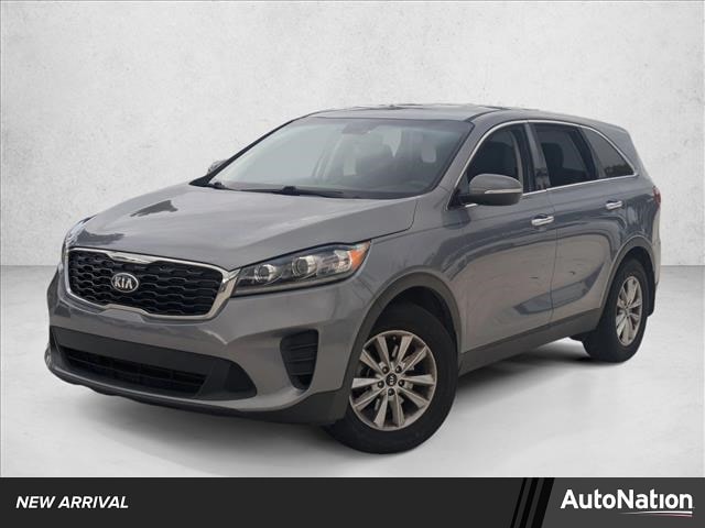 2020 Kia Sorento LX's photo
