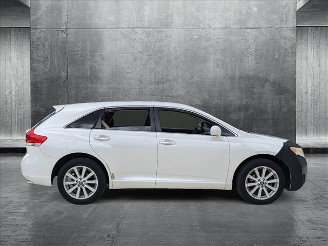 2010 Toyota Venza Base photo 4