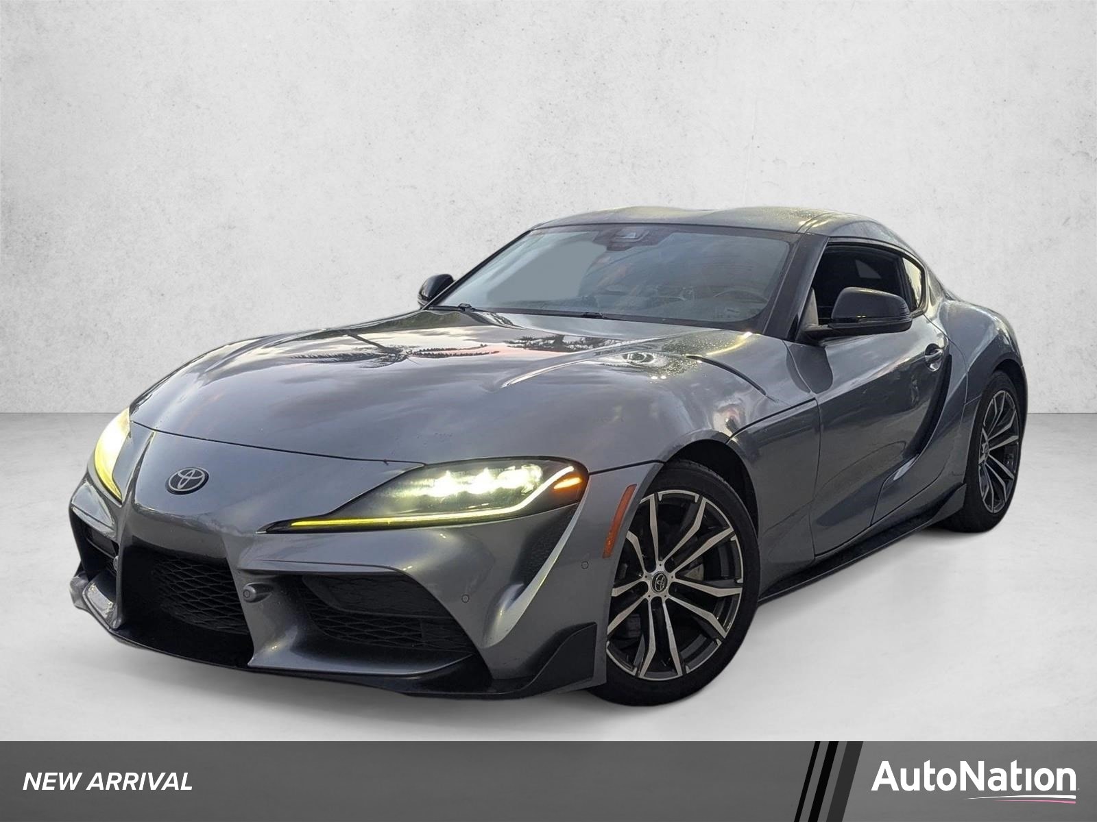 2022 Toyota Supra 2.0's photo