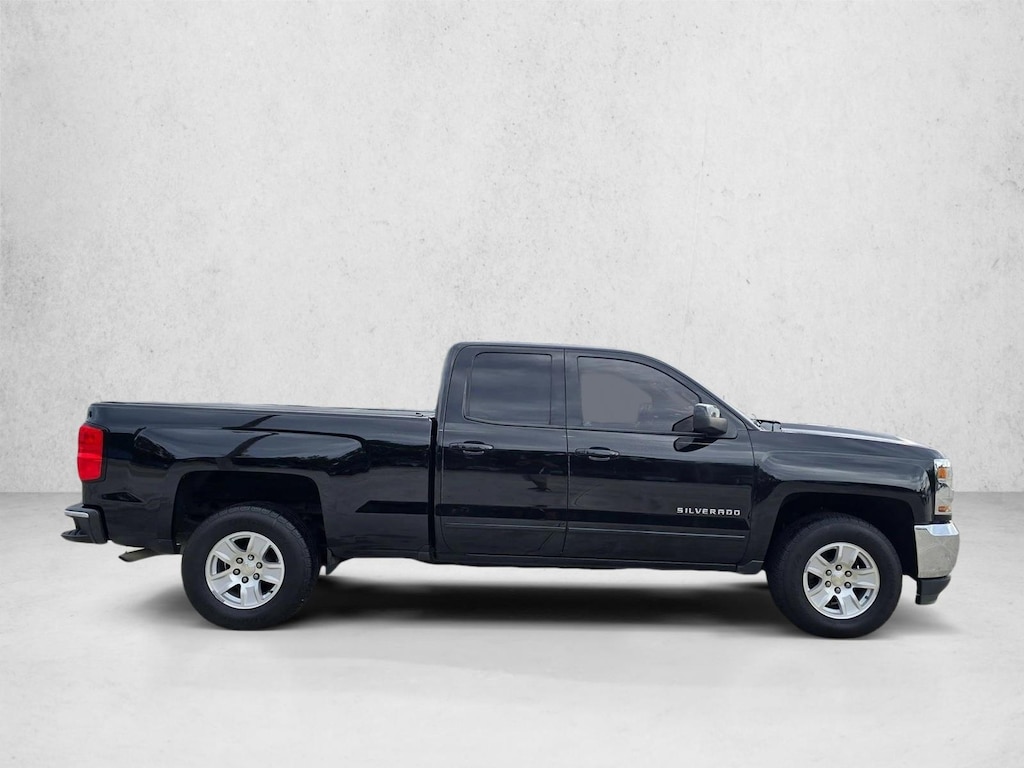 Used 2018 Chevrolet Silverado 1500 LT w/1LT Truck Double Cab