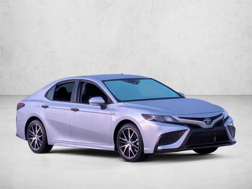 Used 2024 Toyota Camry SE Sedan