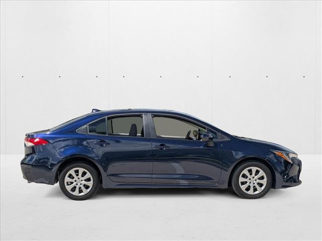 2023 Toyota Corolla LE photo 4