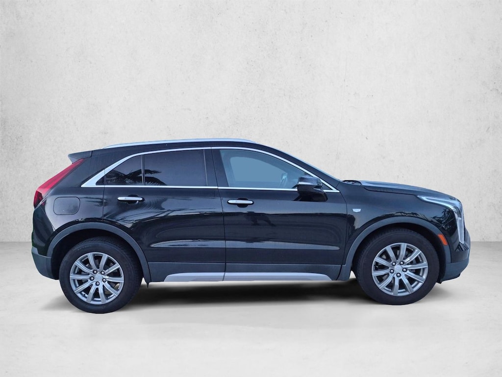 Used 2021 CADILLAC XT4 Premium Luxury SUV
