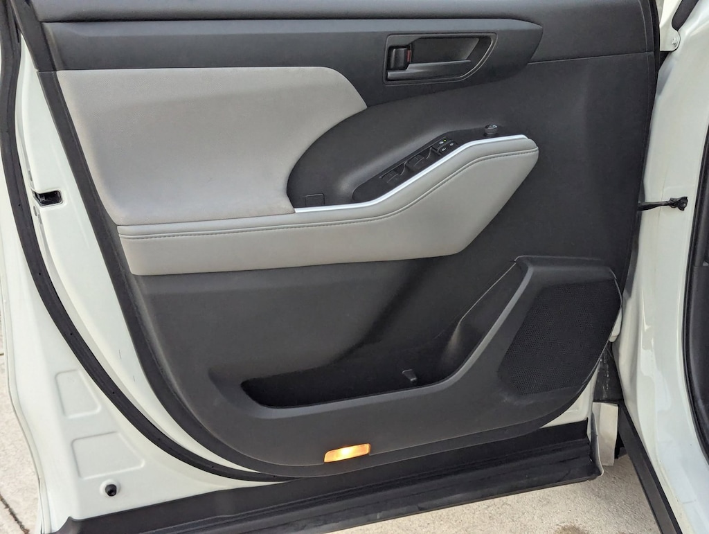 Used 2020 Toyota Highlander L SUV