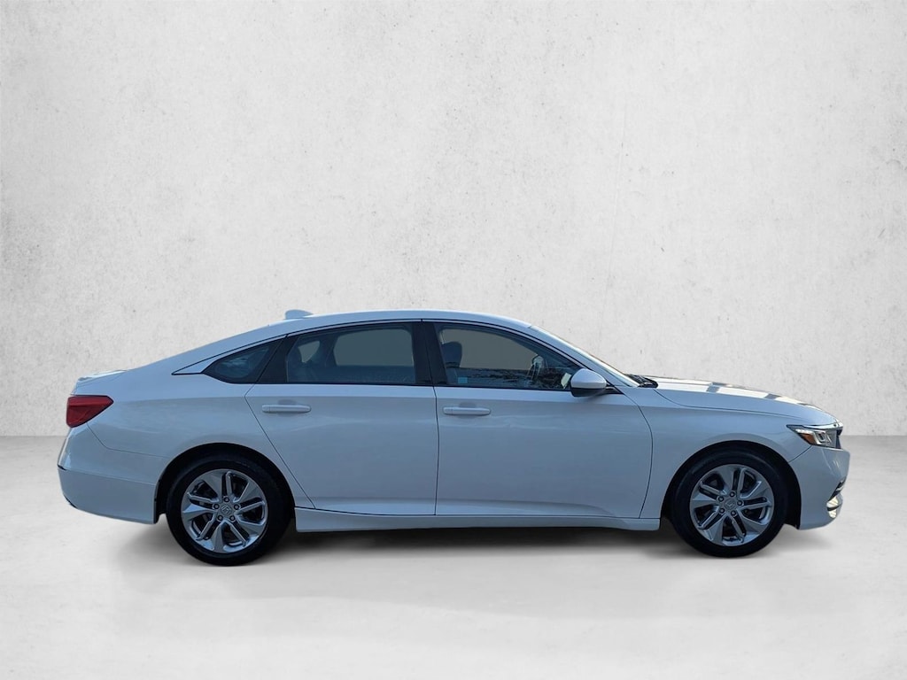 Used 2018 Honda Accord LX Sedan