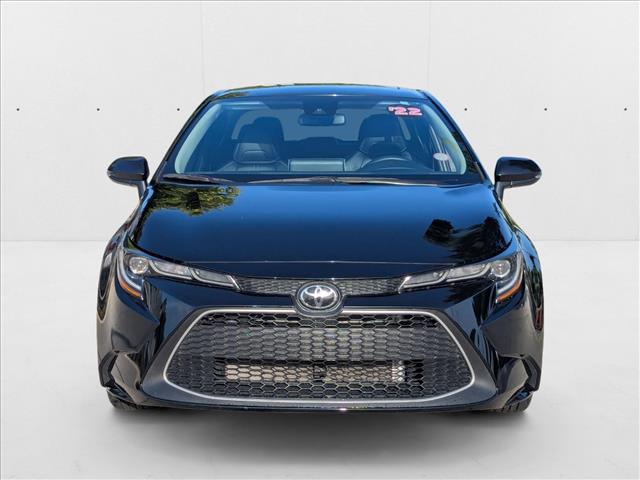 2022 Toyota Corolla XLE photo 2