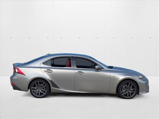 2016 Lexus IS 350 F SPORT photo 4